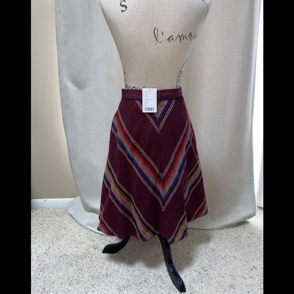 Anthropologie skirt NWT - Picture 3 of 5